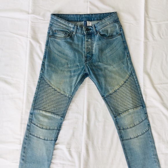light blue moto jeans mens